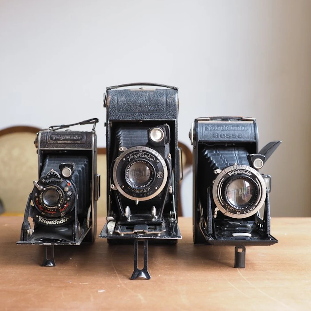 Voigtländer BESSA (X 3) Analogue camera