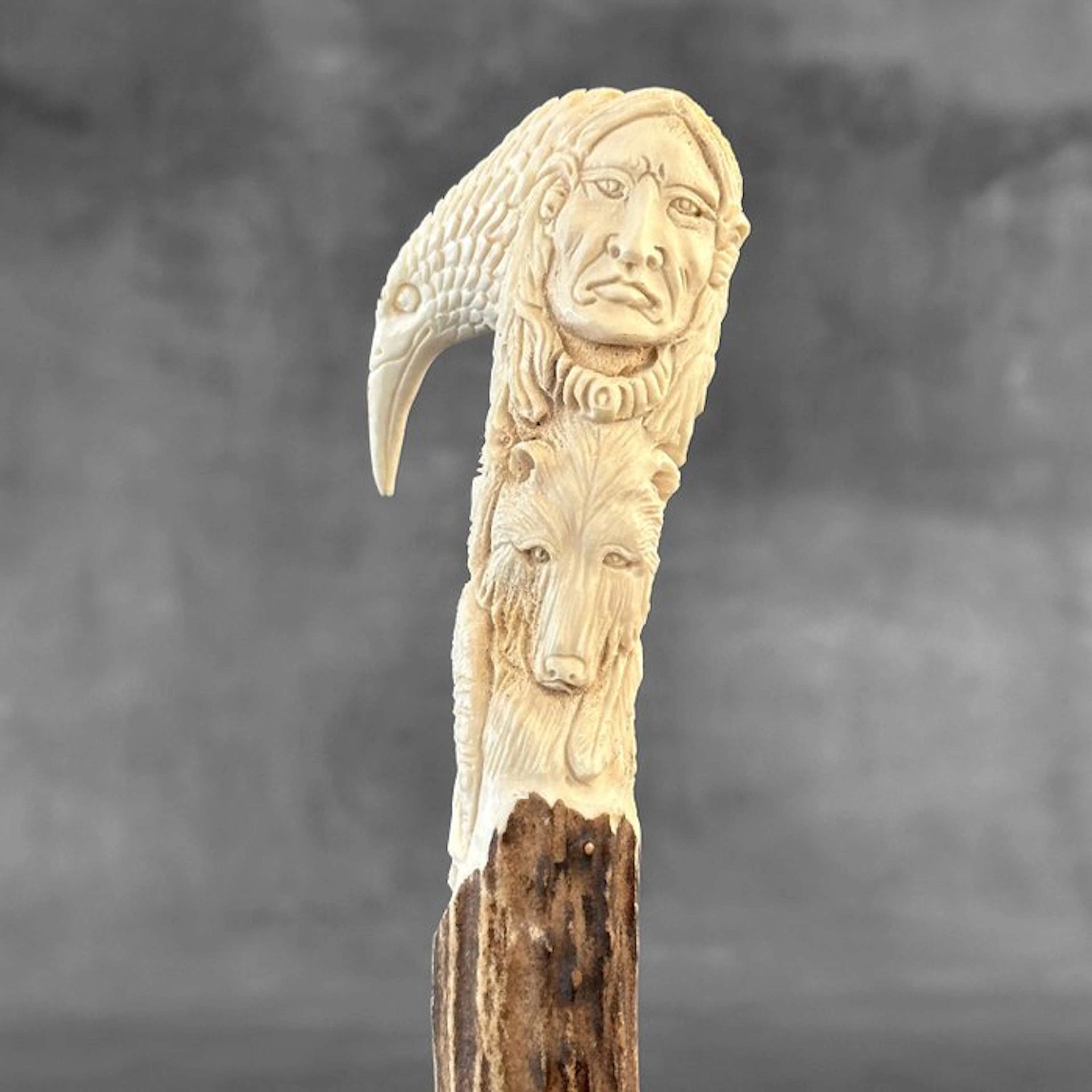 Carving, NO RESERVE PRICE - NAtive American and Animal...