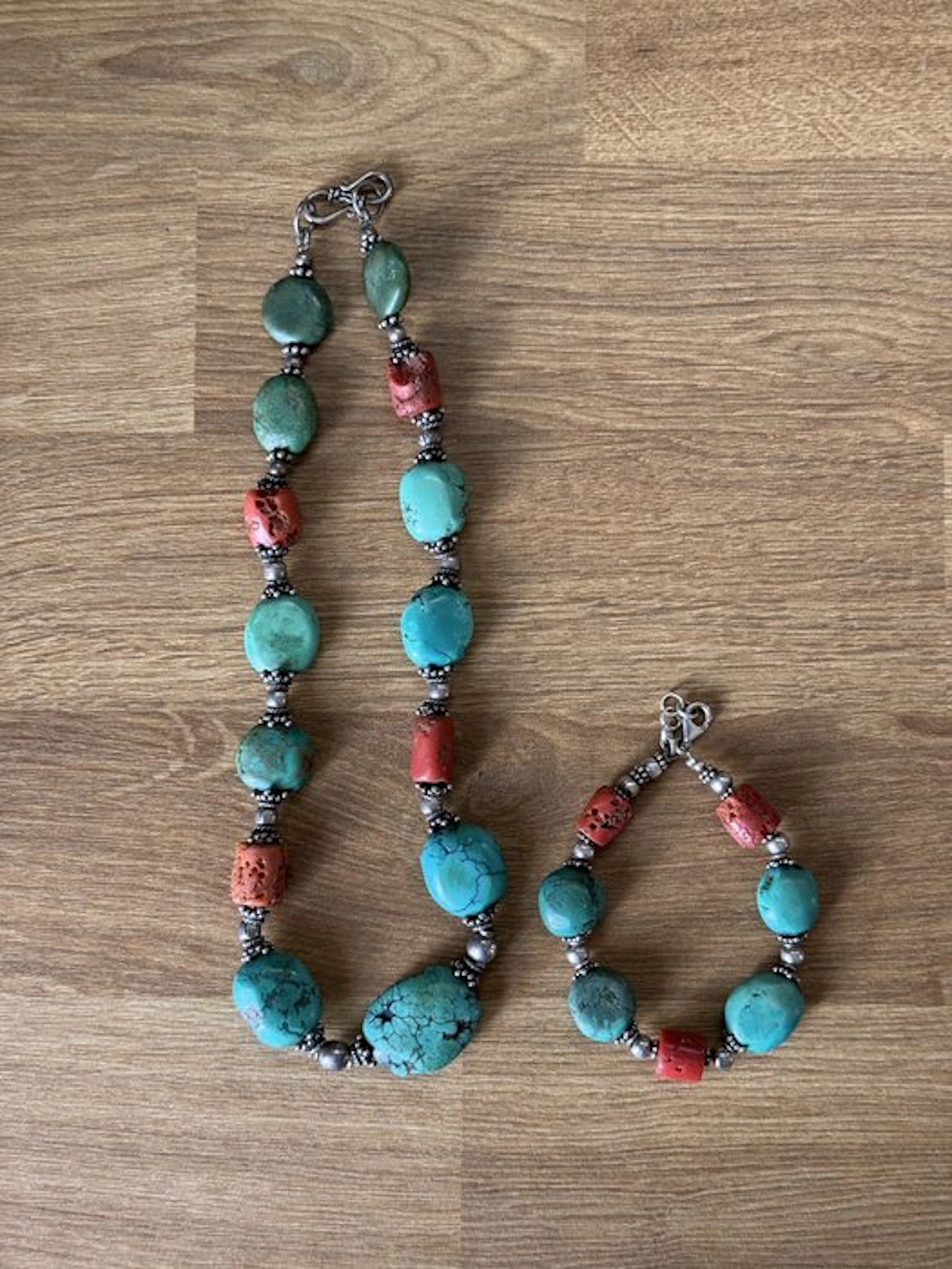 Turquoise - Silver - 2 piece jewellery set - Bali granulated silver