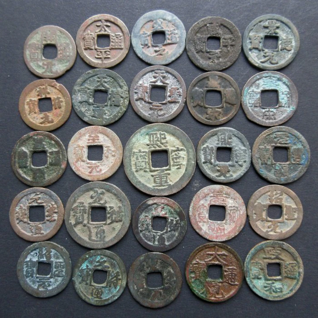 China Tang Dynastie & Song Dynastie - Lot van 25 Cash...