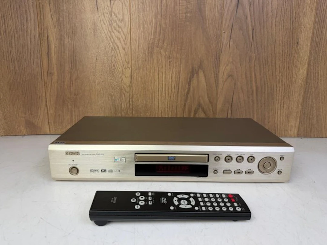 Denon - DVD-700 - DVD CD player