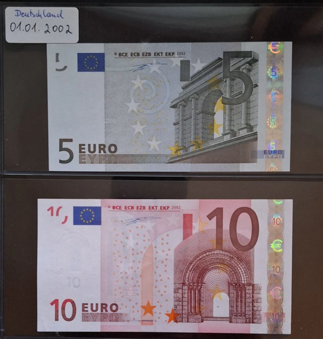 European Union. - 9 x 5 en 1 x 10 Euro 2002 (No reserve price)