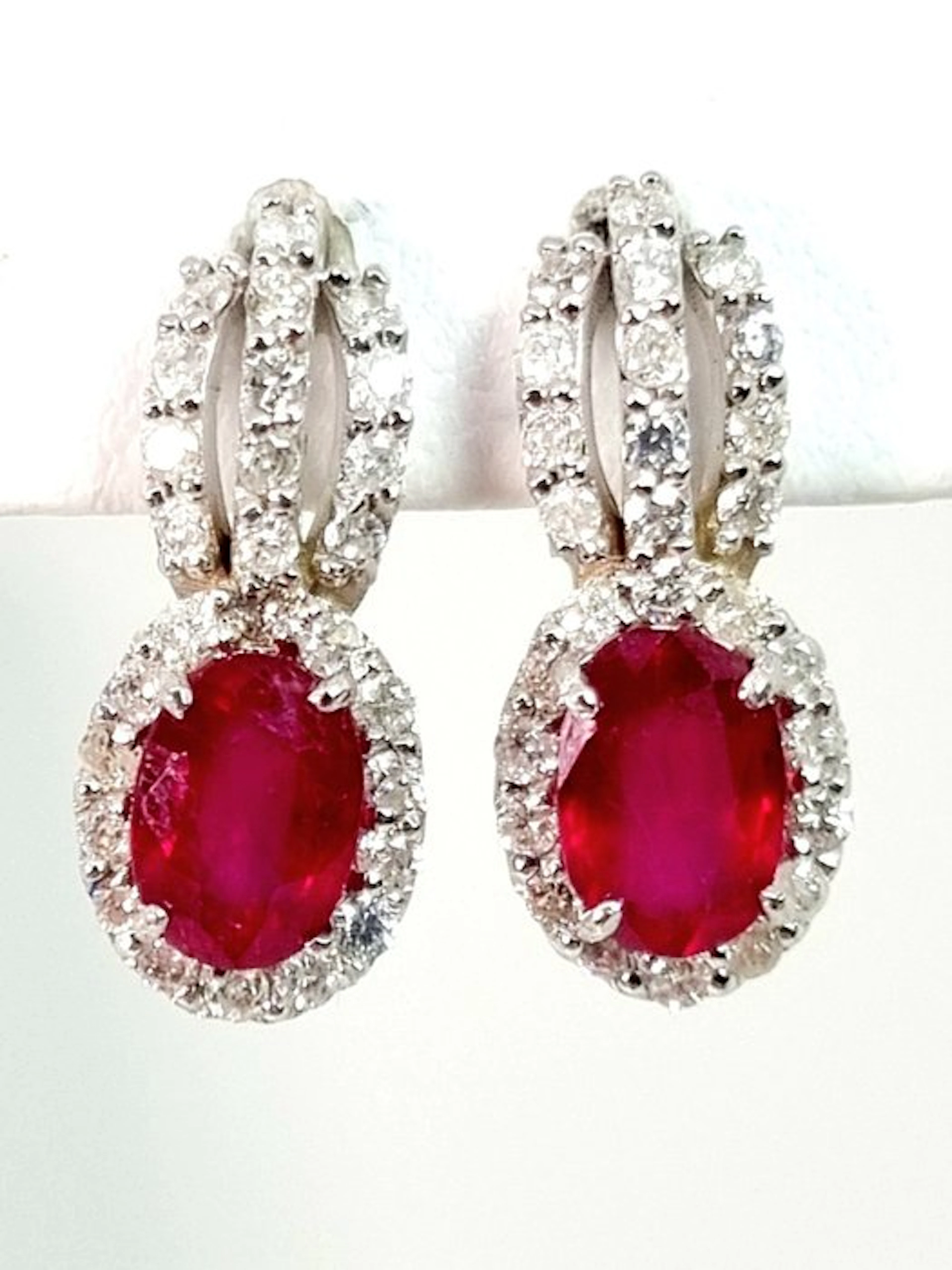 Earrings - 18 kt. White gold Ruby - Diamond