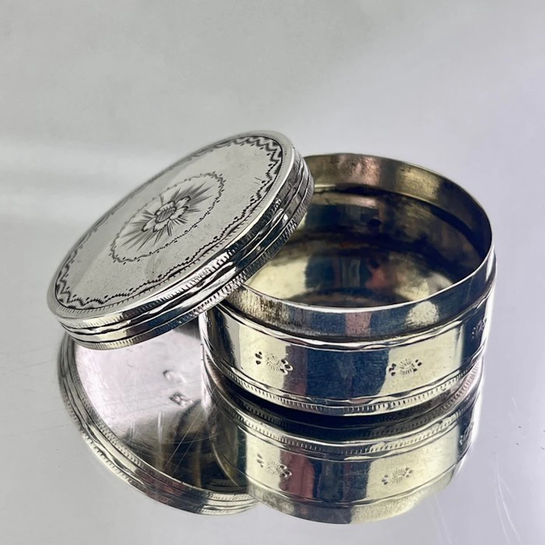Box - Empire Mouche