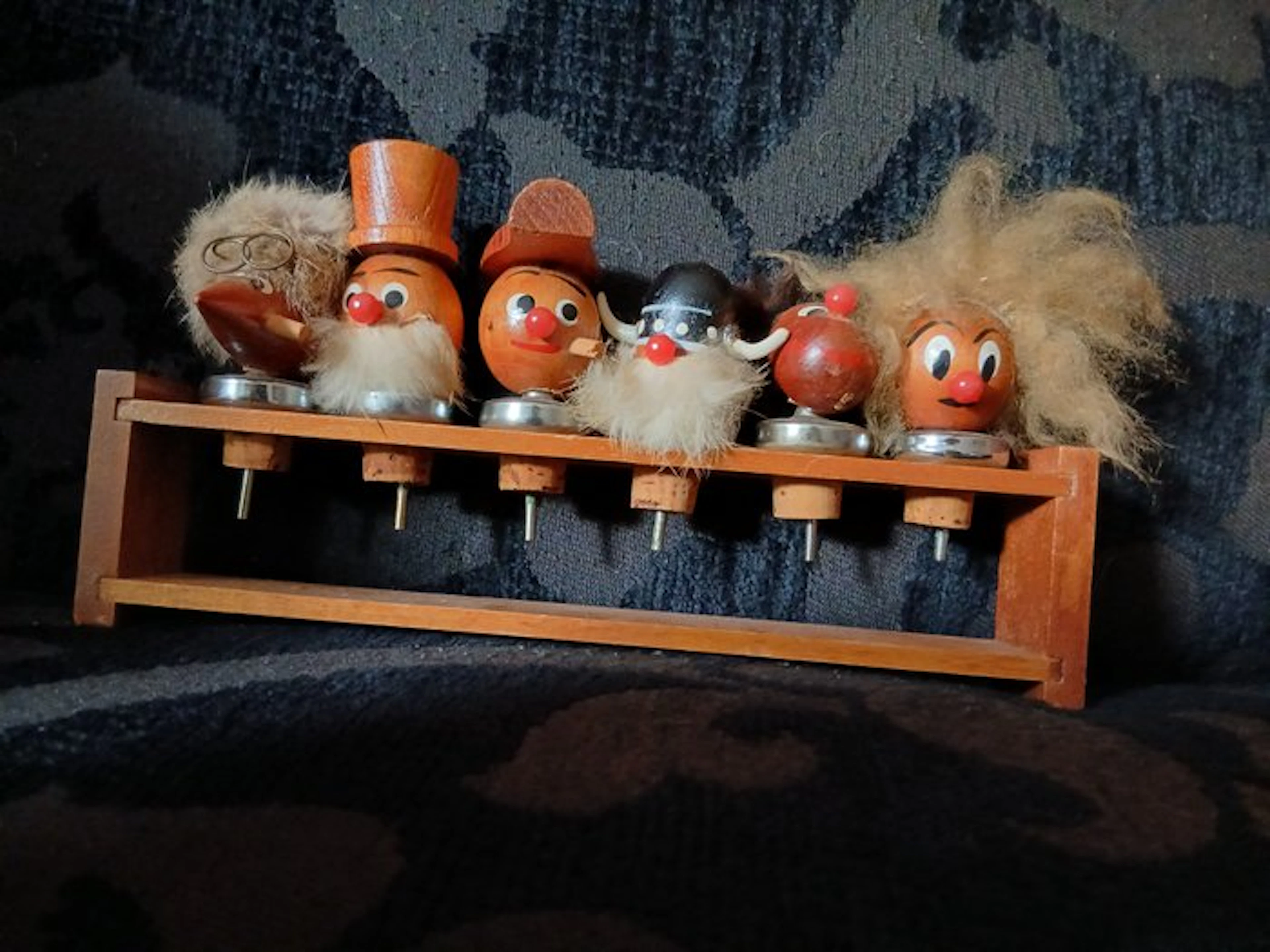 Wine accessory - Wood - Schnapps Noses Cork Figures