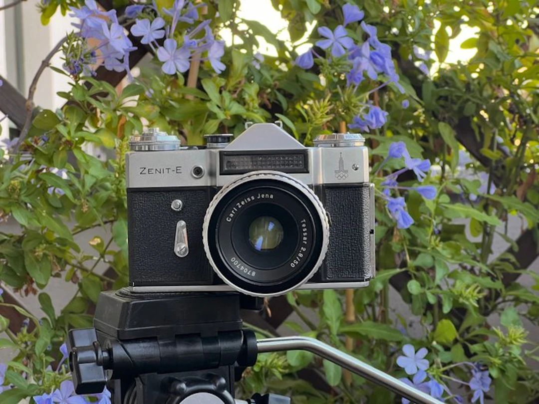 KMZ Krasnogorsk Zenit E Olympia + CZ Jena Tessar | Analogue camera