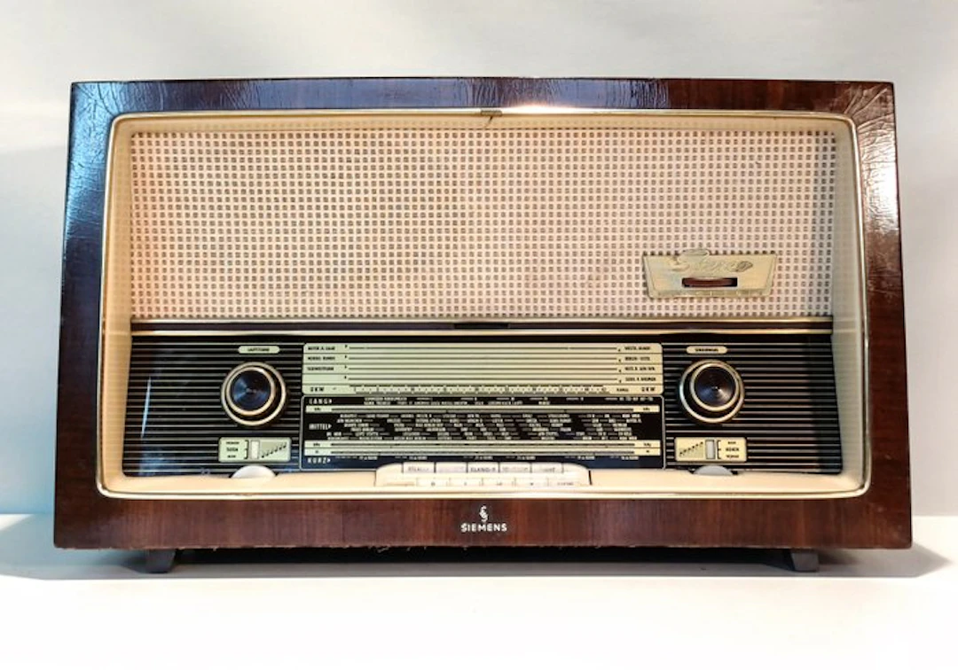 Siemens - meistersuper RD 10 Stereo Tube radio