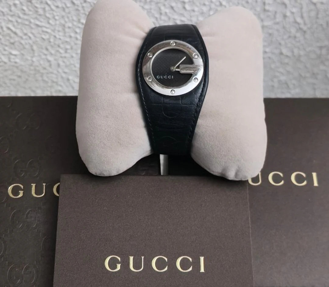 Gucci - GUCCI G-WATCH / 104 SERIES – SWISS MADE – QUARTZ...
