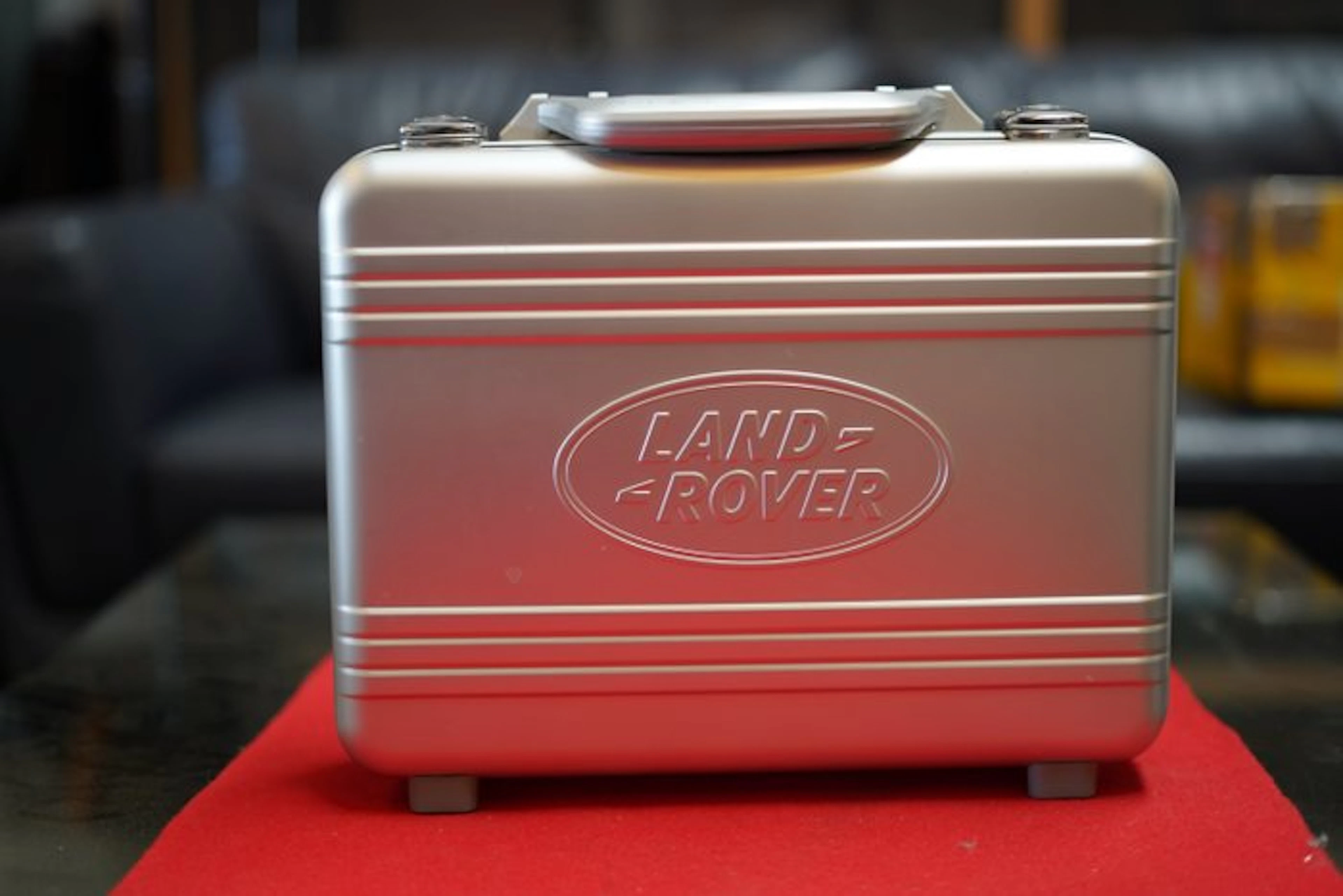 Suitcase - Land Rover - Promotional aluminum case