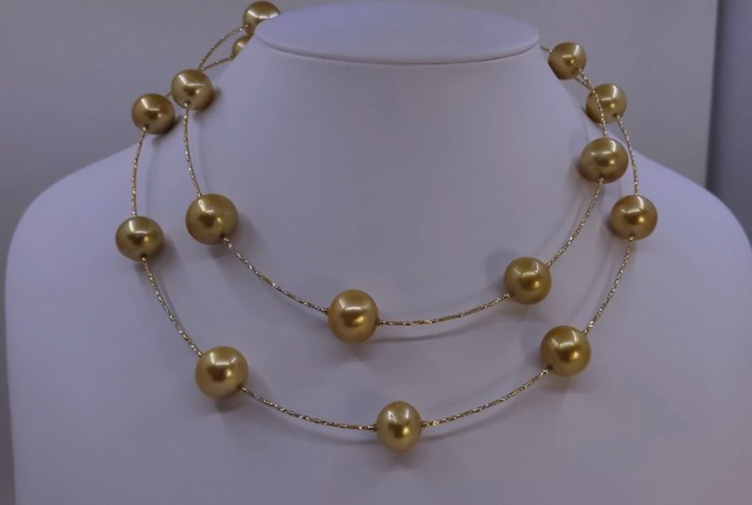 Necklace - 18 kt