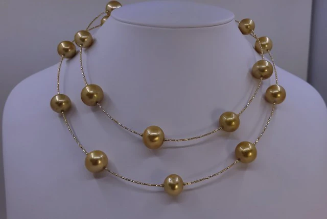 Necklace - 18 kt