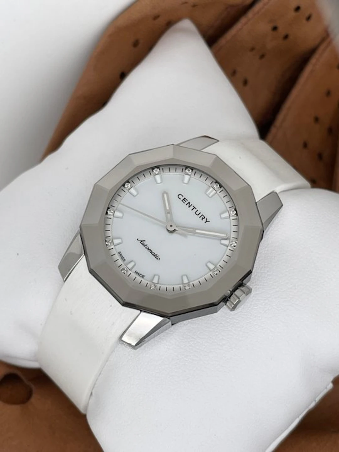 Century - Prime Time Diamonds Automatic...