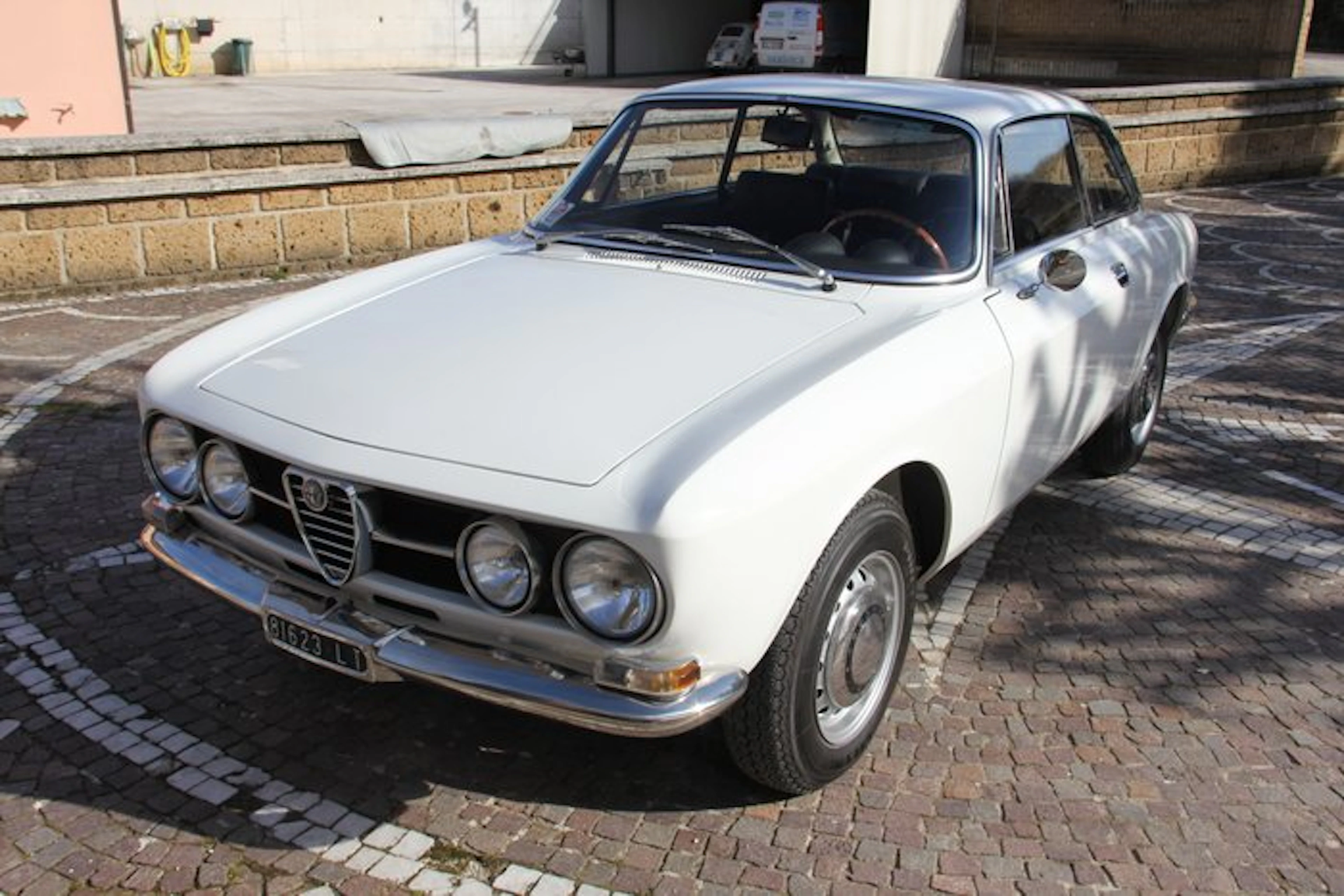 Alfa Romeo - 1750 GT Veloce Quadrifoglio Oro - 1969