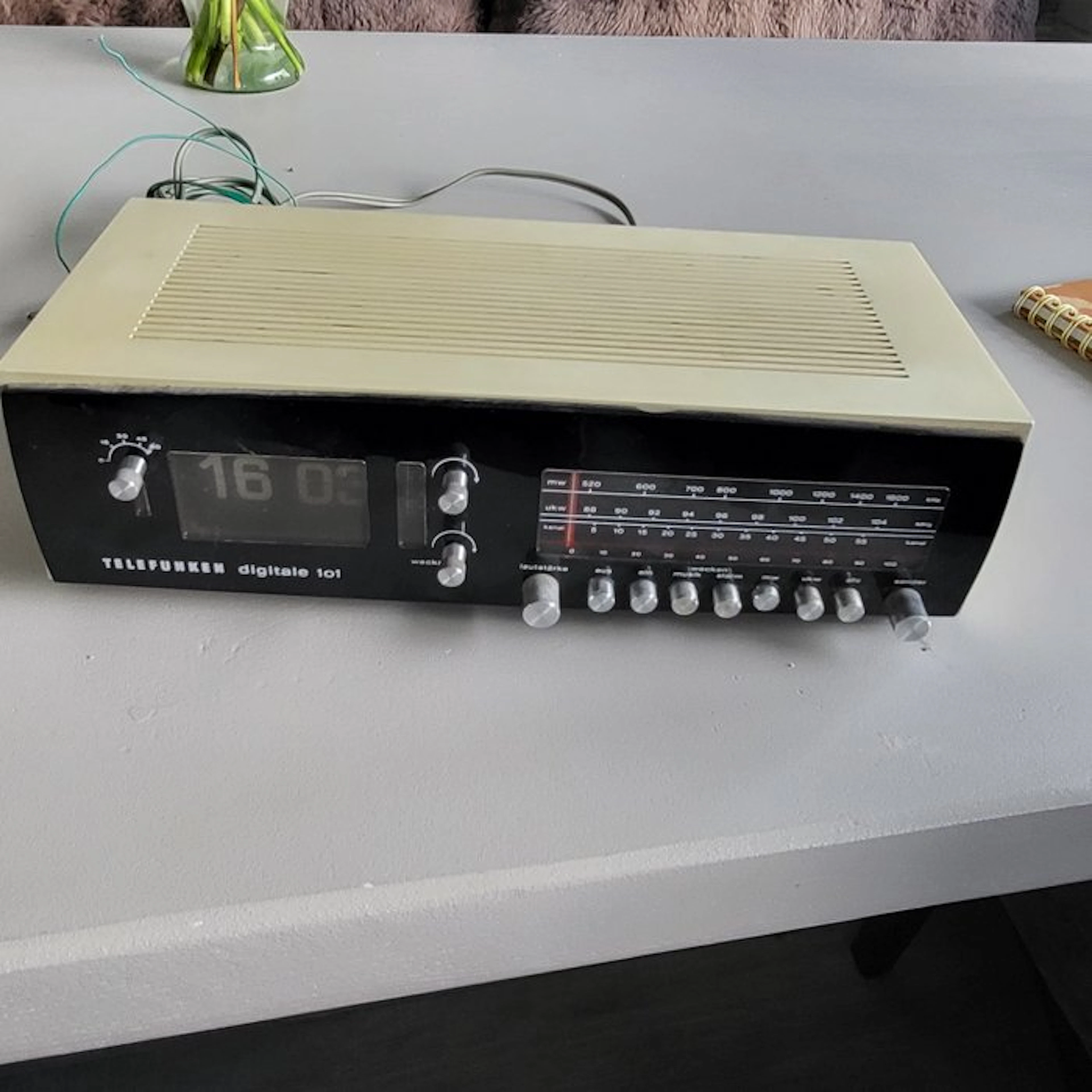 Telefunken - Digitale 101 Transistor radio