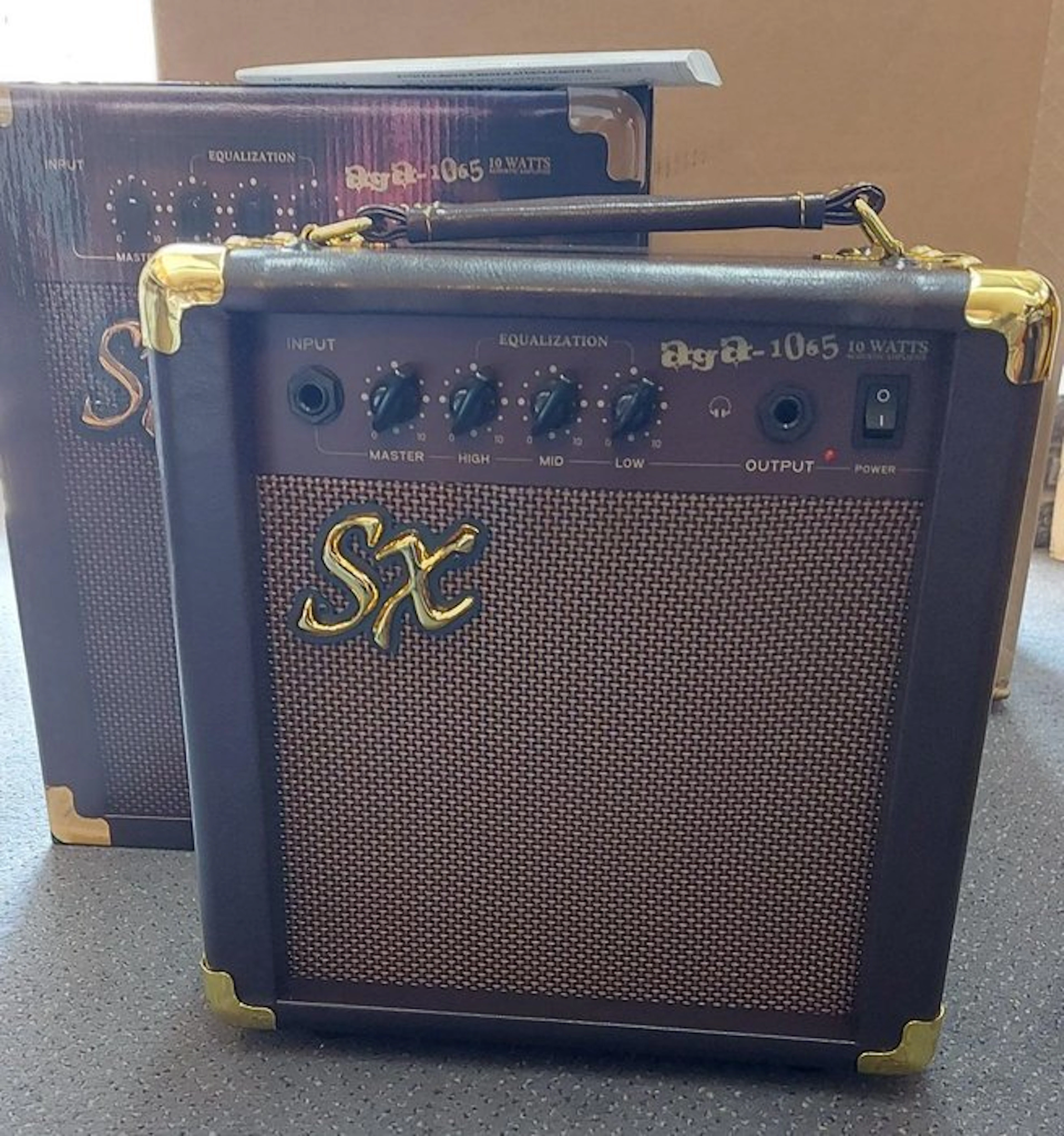 SX - Number of items: 1 - Acoustic guitar combo (No reserve price)