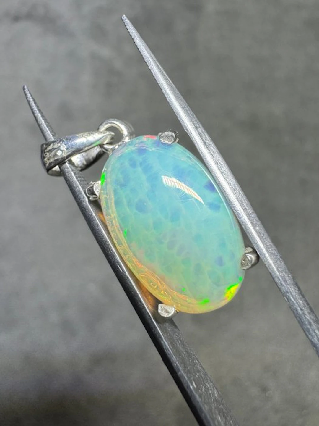 Top quality! Natural Ethiopian white opal pendant + 925 silver