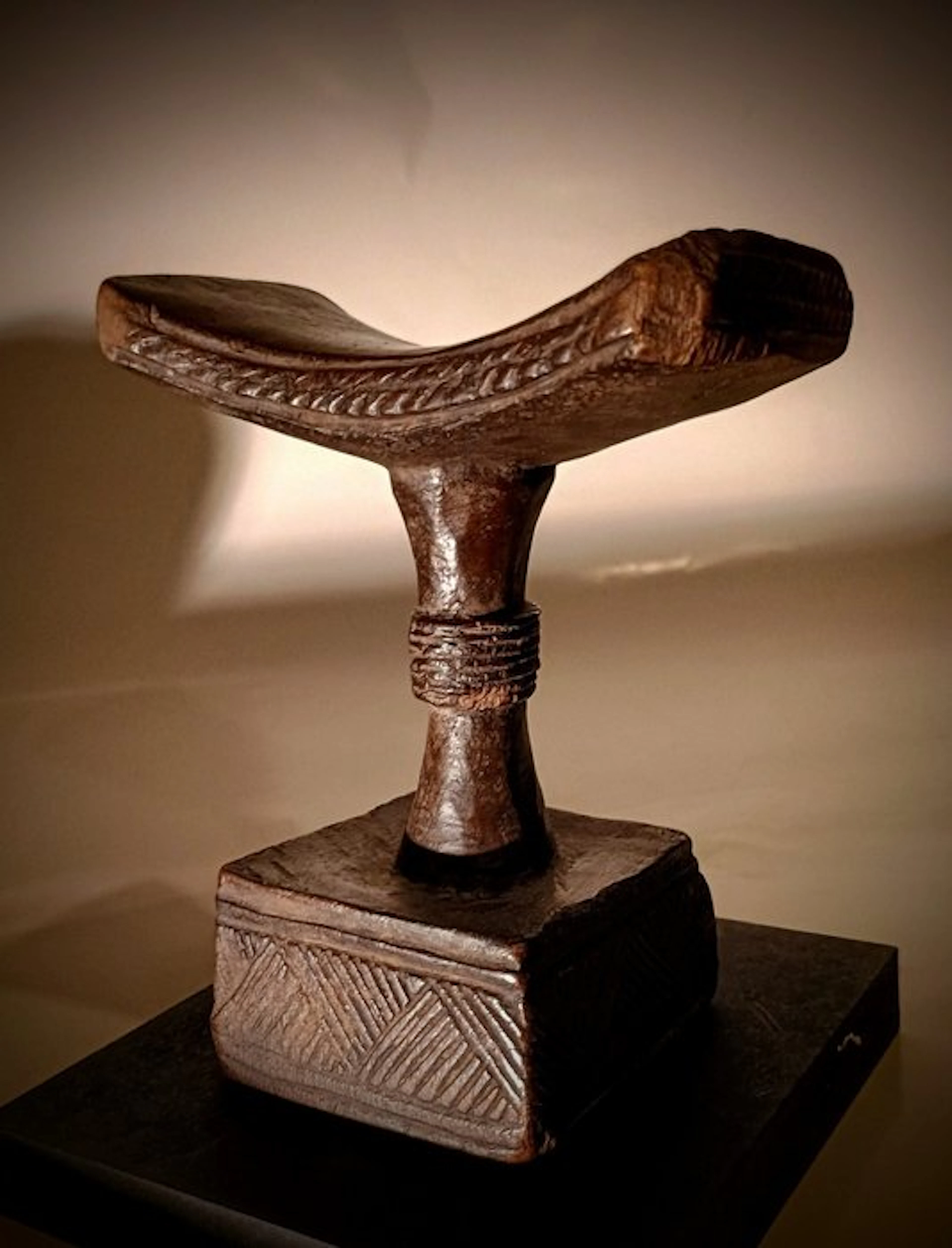 Neck support 'musamo' - Luba - DR Congo