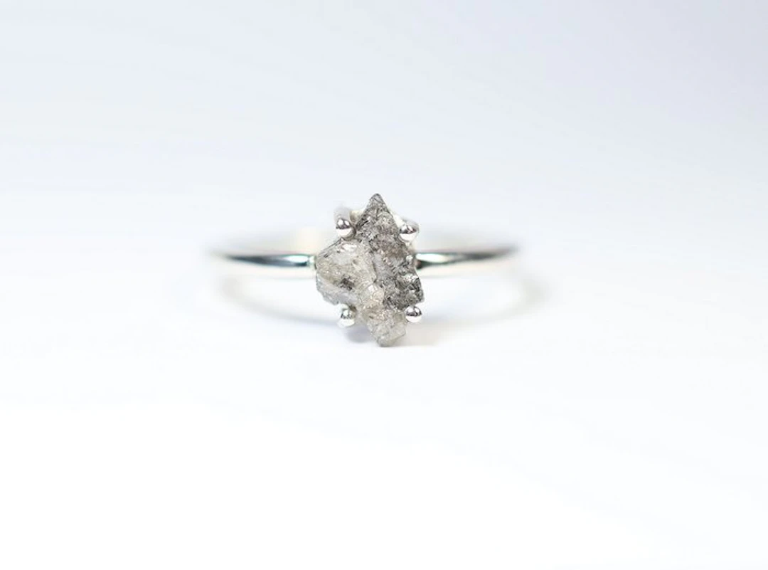 Rough diamond / Ring / new- 1.62 g - (1)