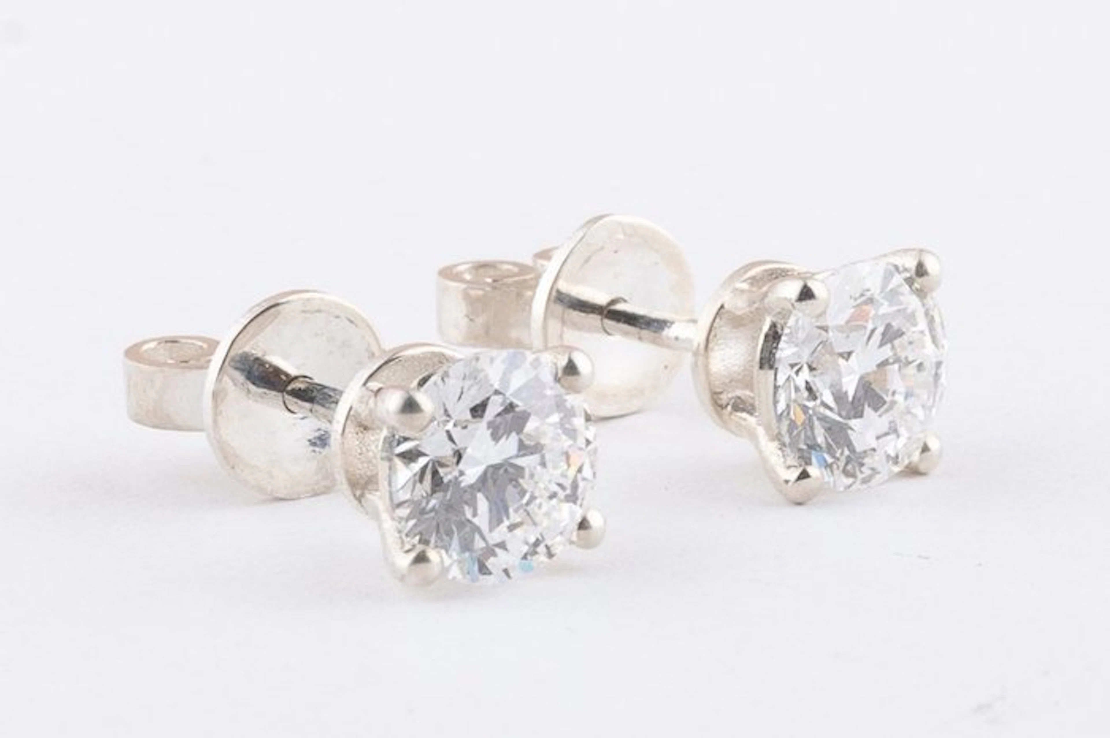 No reserve price - Earrings Silver - 3.00ct