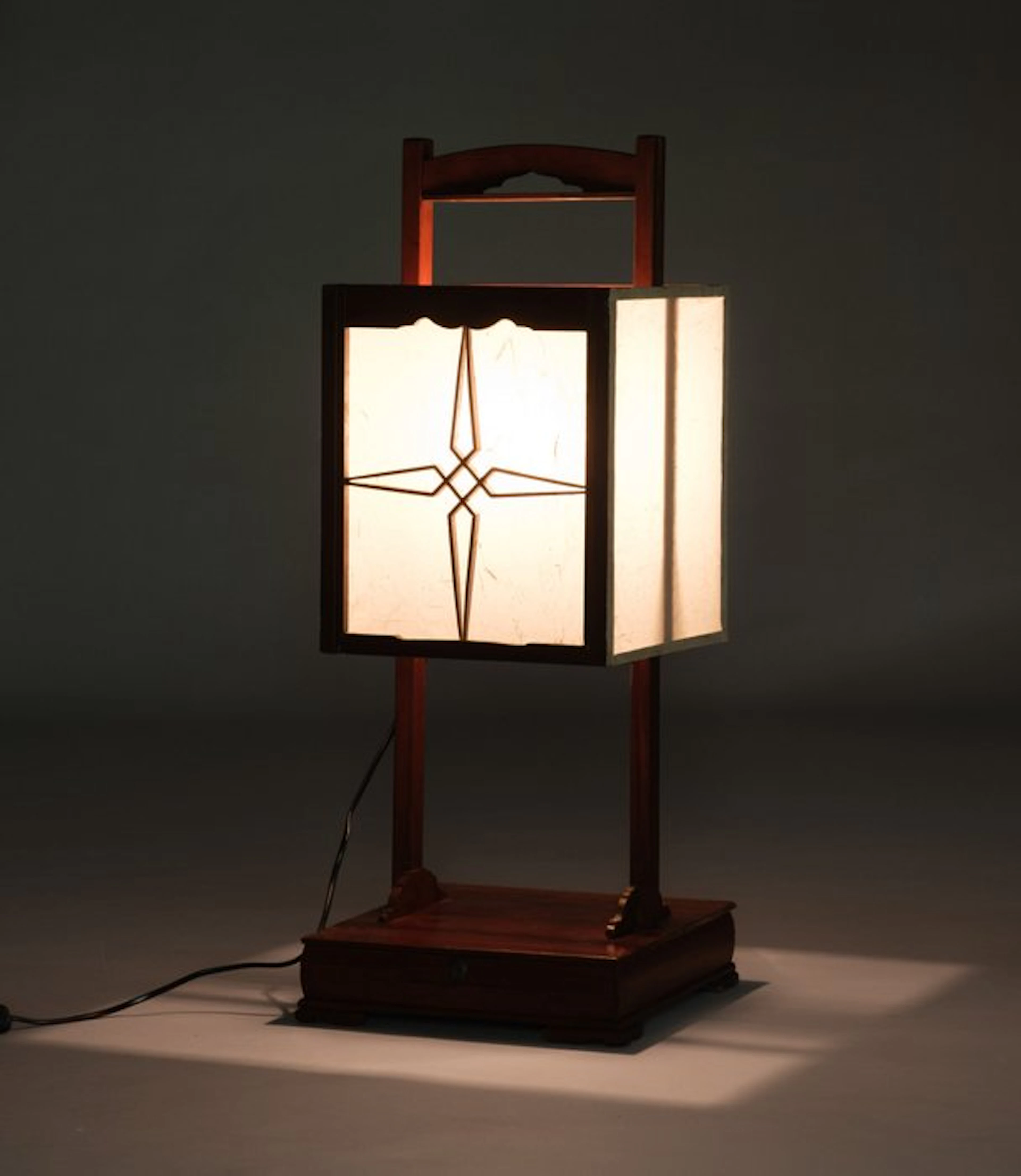 Paper-enclosed temple lantern 行灯 (andon) - Washi-paper