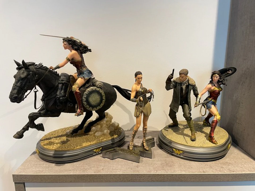 Wonder Woman - 3 Statue - DC Collectibles