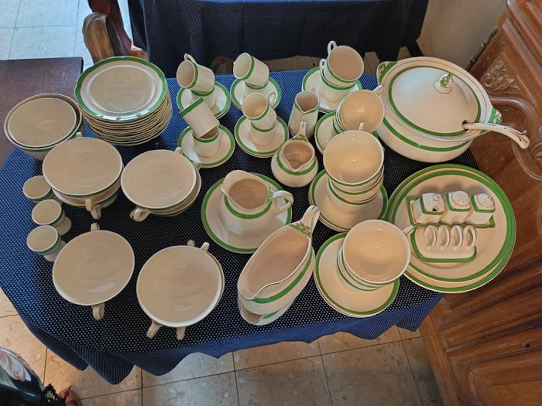 Soho Pottery - Dinner set (77) - Queens Green/ Solian...