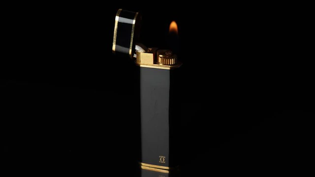 Cartier - Oval Lacquer Pattern Vintage gas Lighter - No...