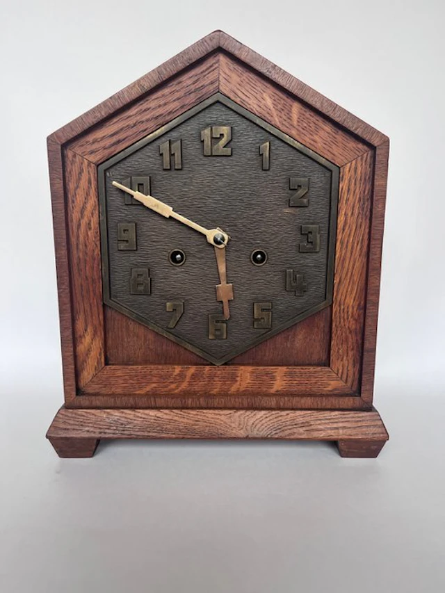 Amsterdam School Clock - Art Deco - Bauhaus - Oak - 1920-1930 - swastika
