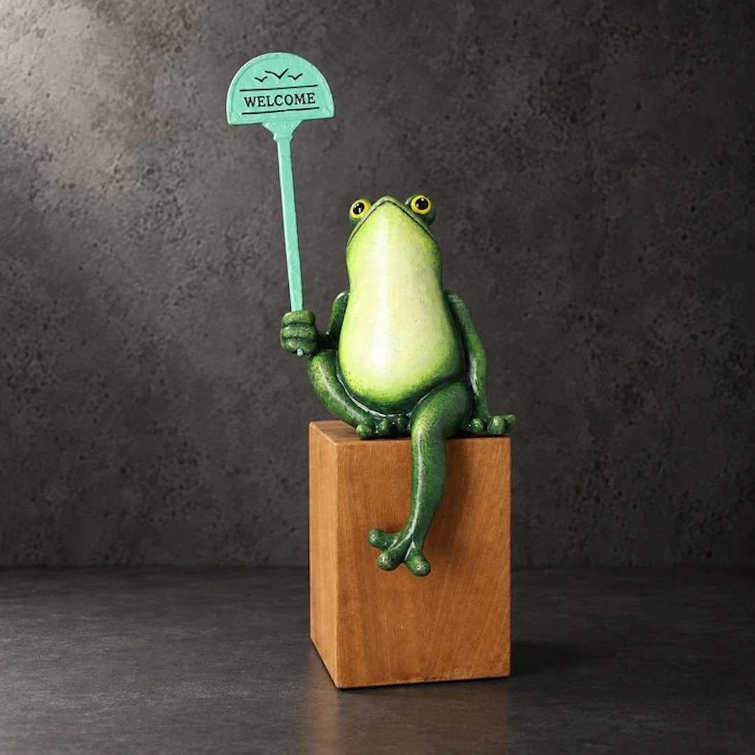 Figurine - A welcoming frog - Iron