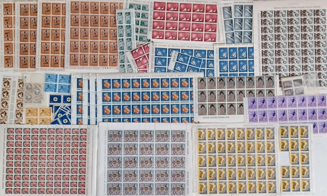 Italy 1965/1980 - Repubblica: more than 8,800 complete...