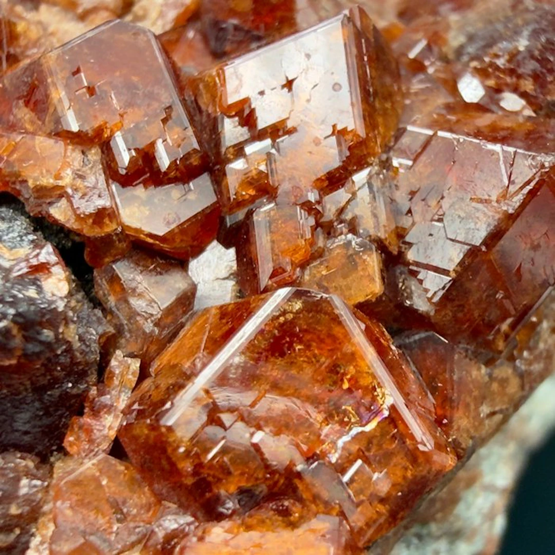 Hessonite garnet Specimen- 195 g - (2)