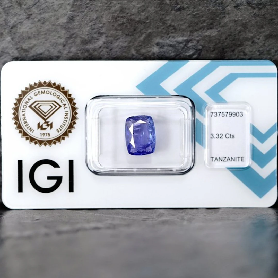 No reserve price - 1 pcs Blue