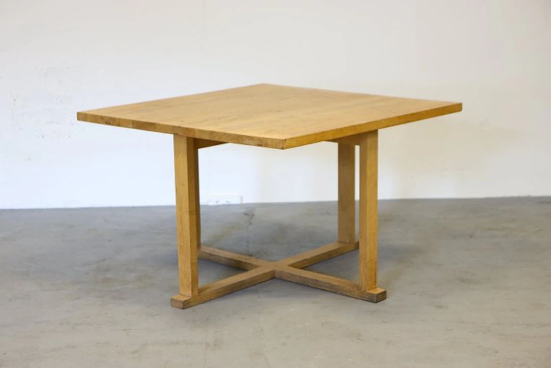 Houtwerk HATTEM - Yusuf Kho - Dining table - Oak