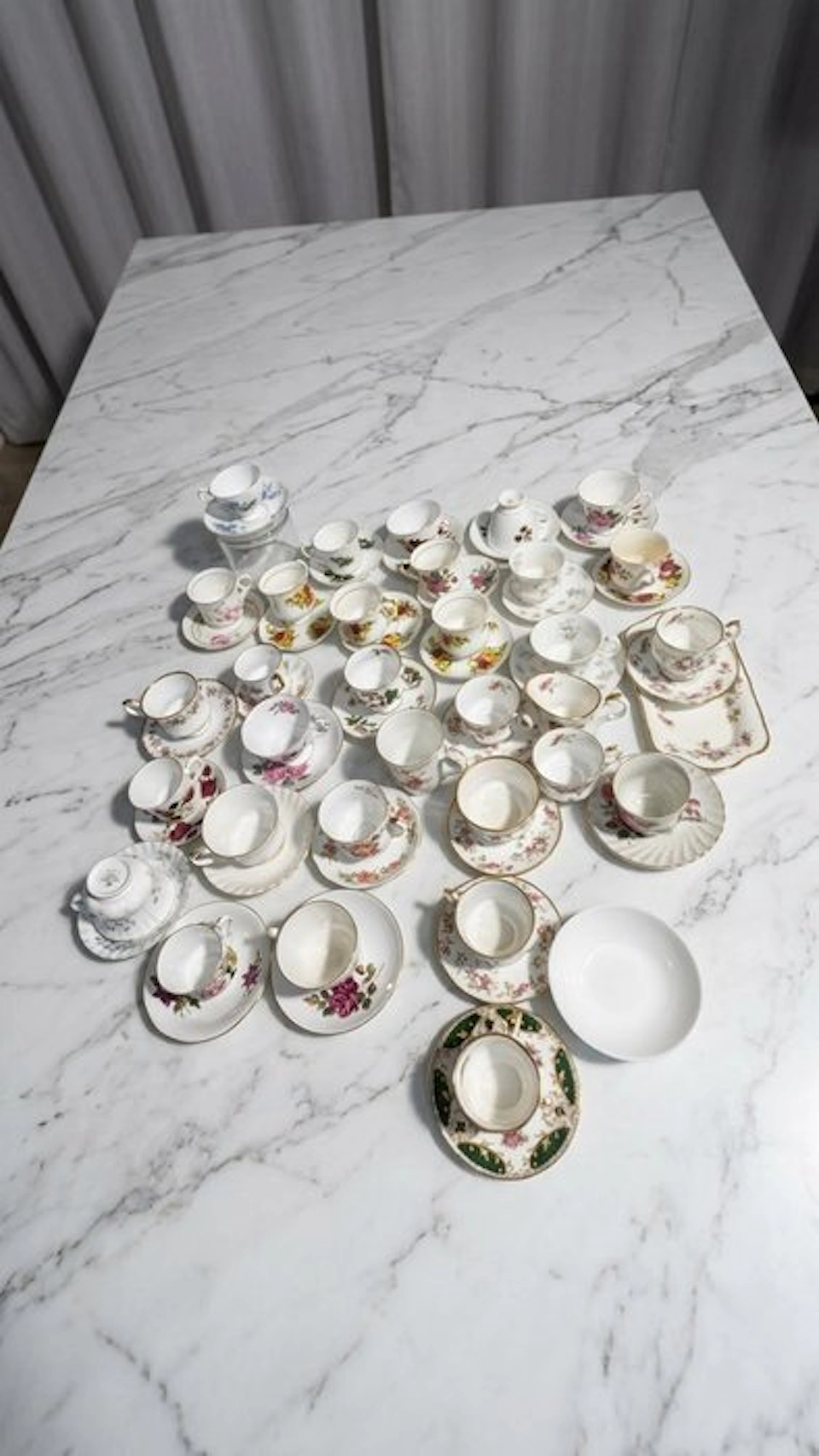 elisabethan - Coffee and tea service (62) - Bone, Porcelain