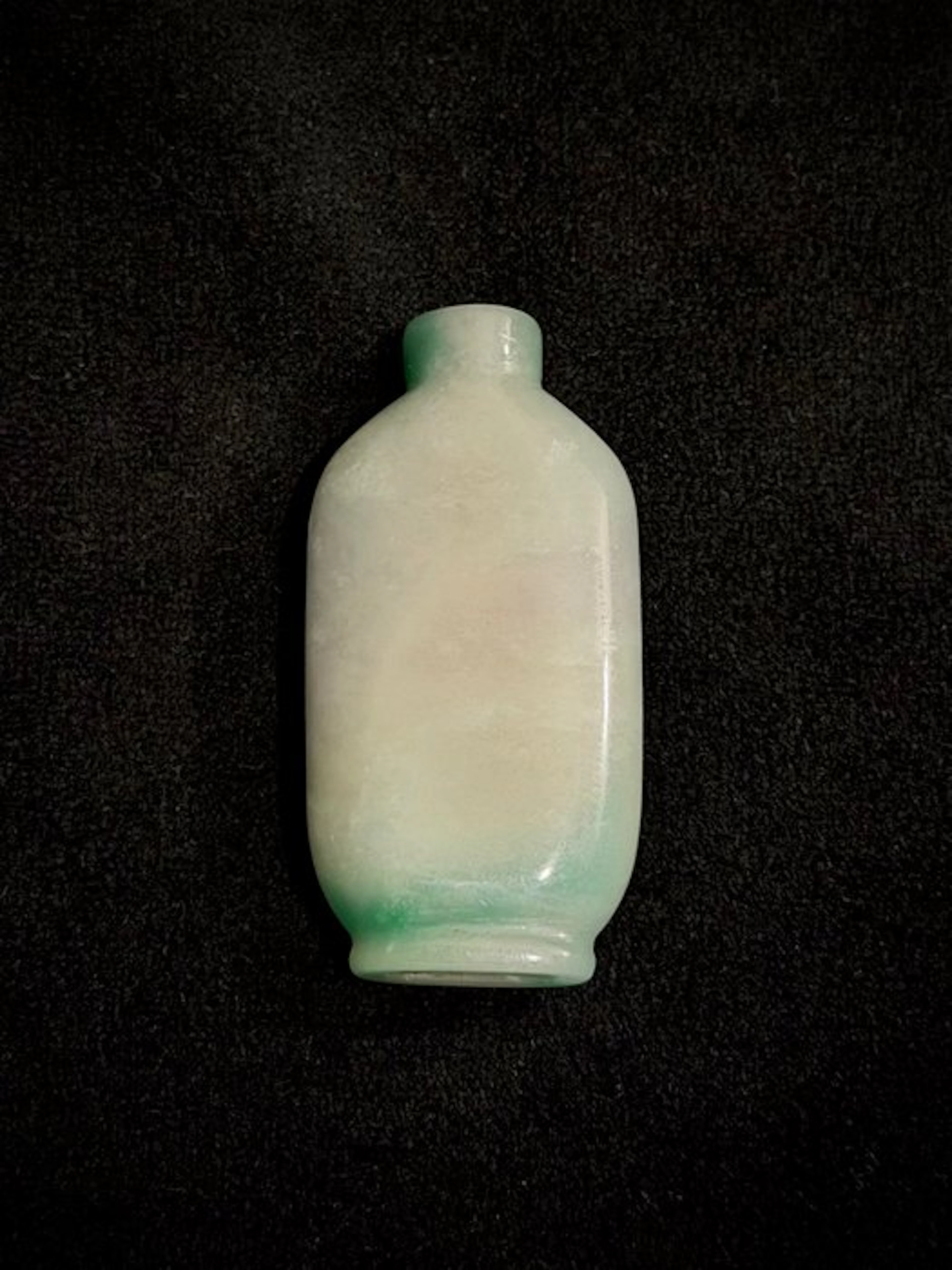 Snuff bottle - Jadeite - Jadeite snuff bottle
