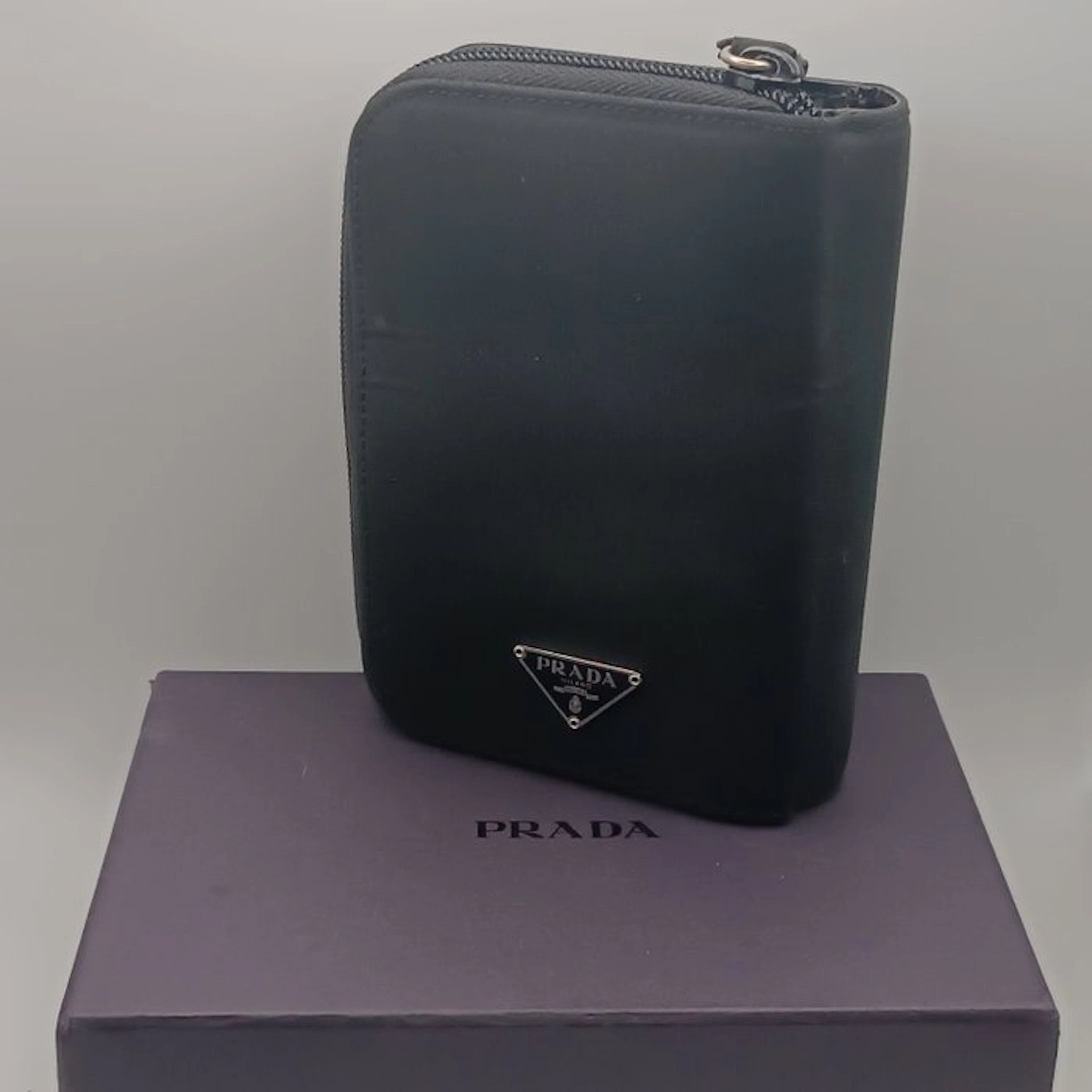 Prada - Zip-Around - Agenda cover