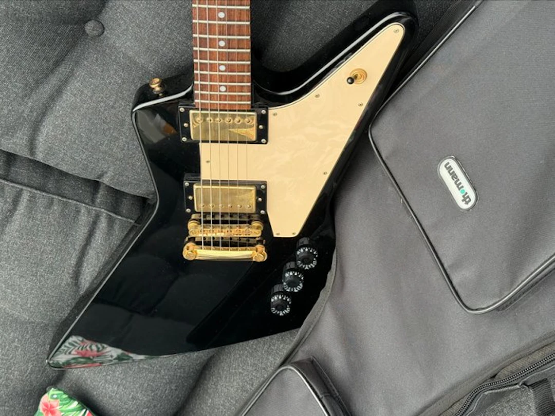 Epiphone - Explorer - - Electric guitar - South Korea - 2006