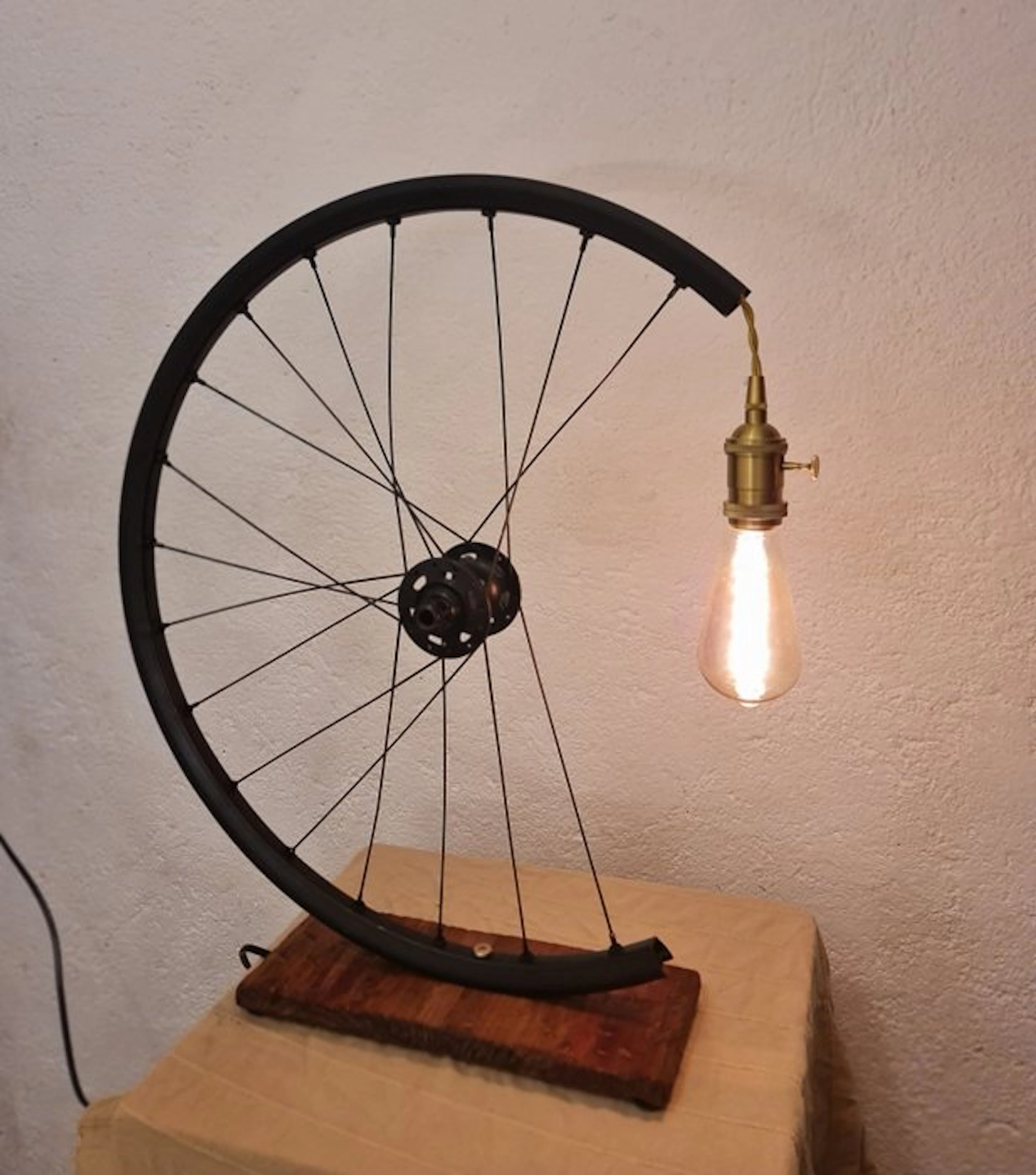 Table lamp - Aluminium - Table lamp