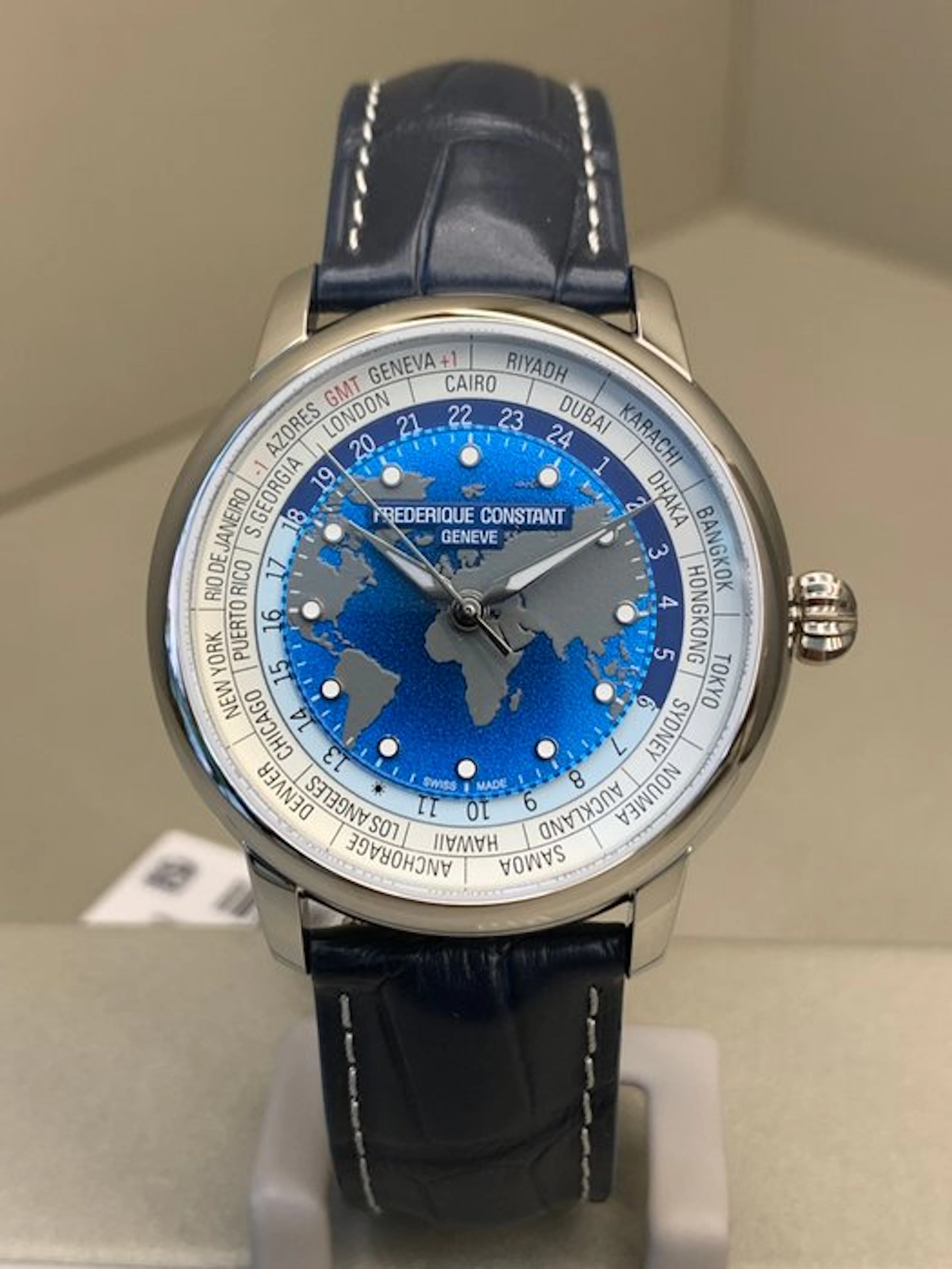 Frédérique Constant - Manufacture Classic Worldtimer...