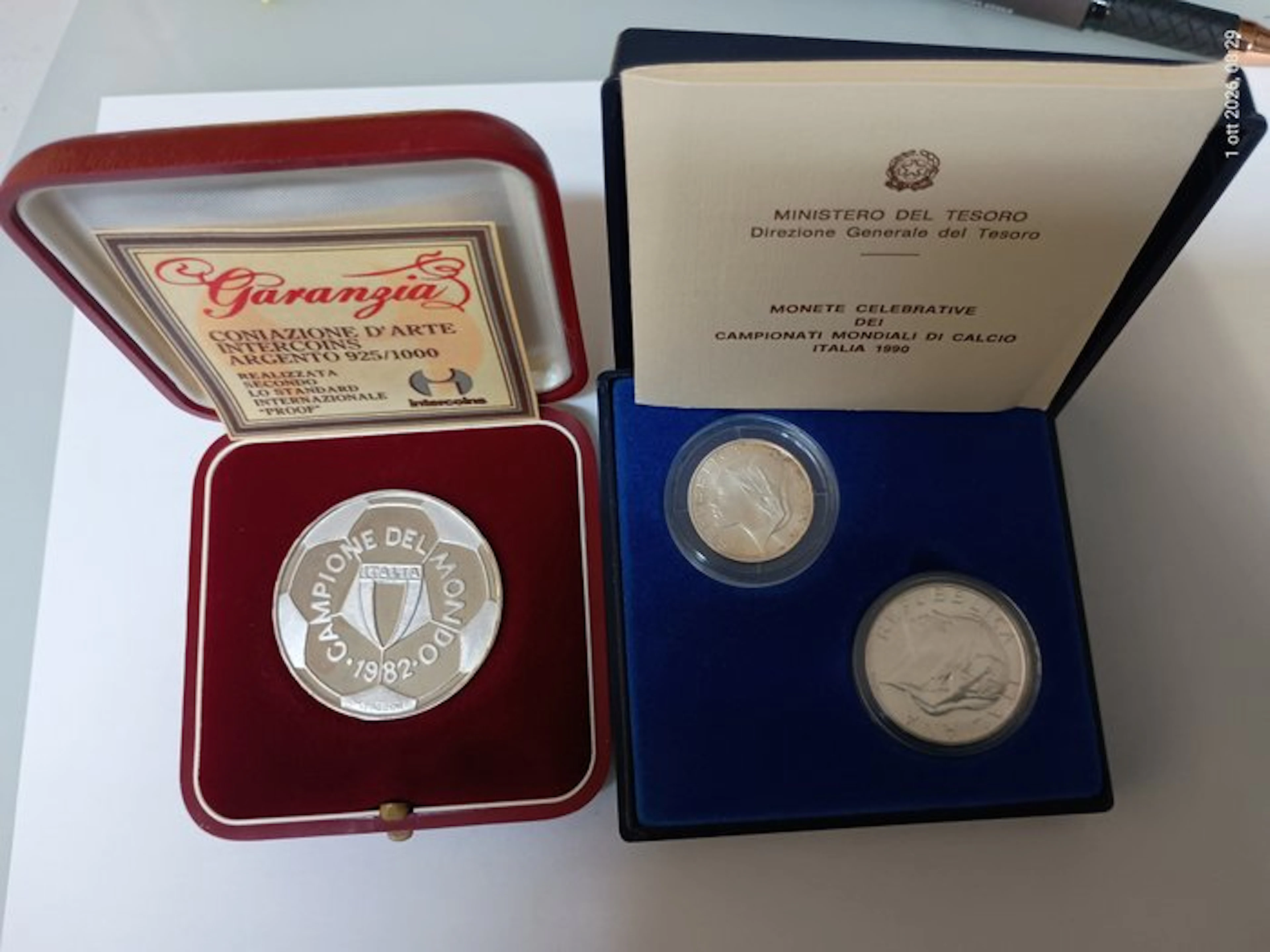 italia 200 + 500 Lire + Medaglia 1982 1982-1990