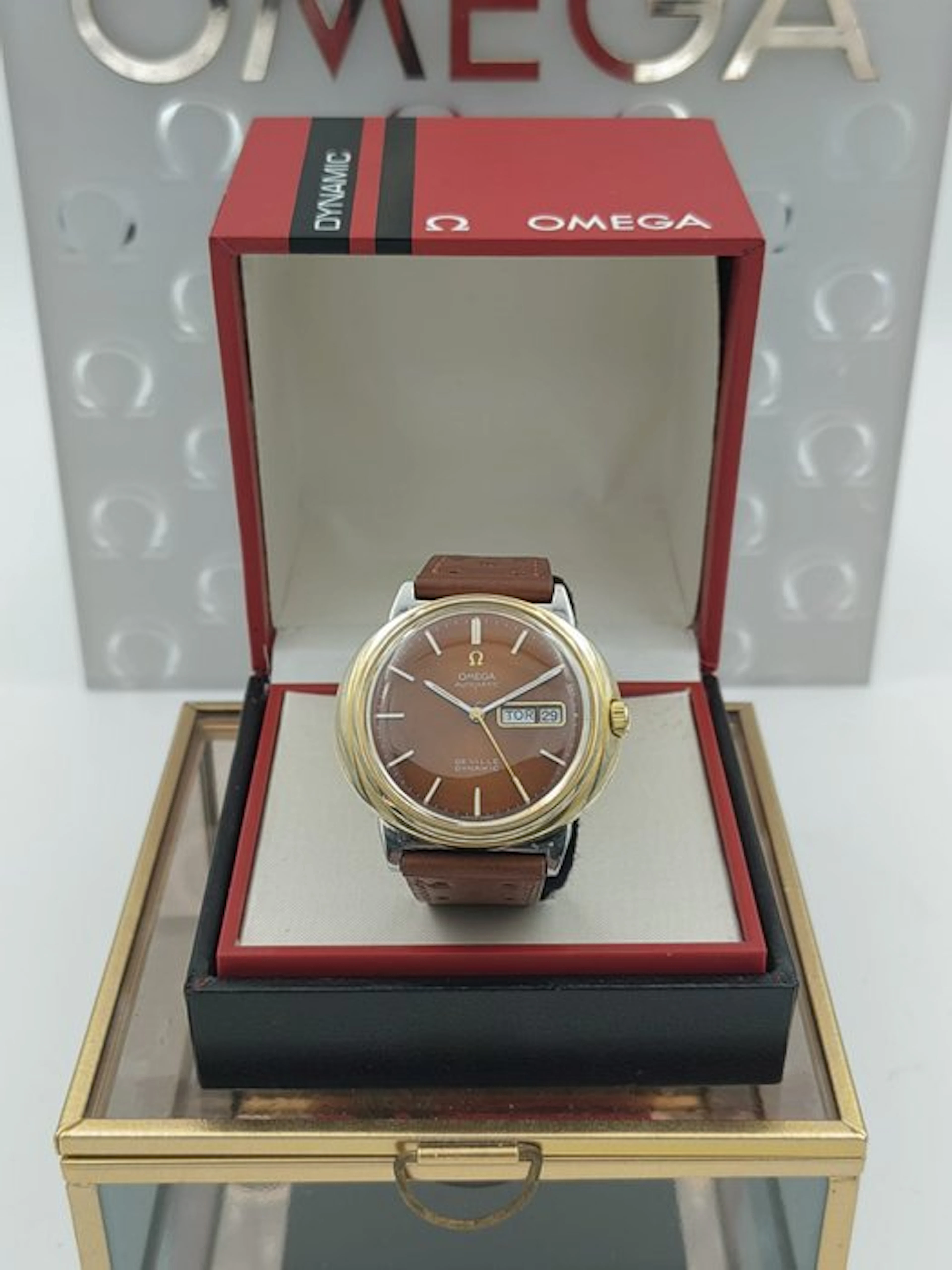 Omega - De Ville Dynamic Day-Date – Cognac Dial - No...