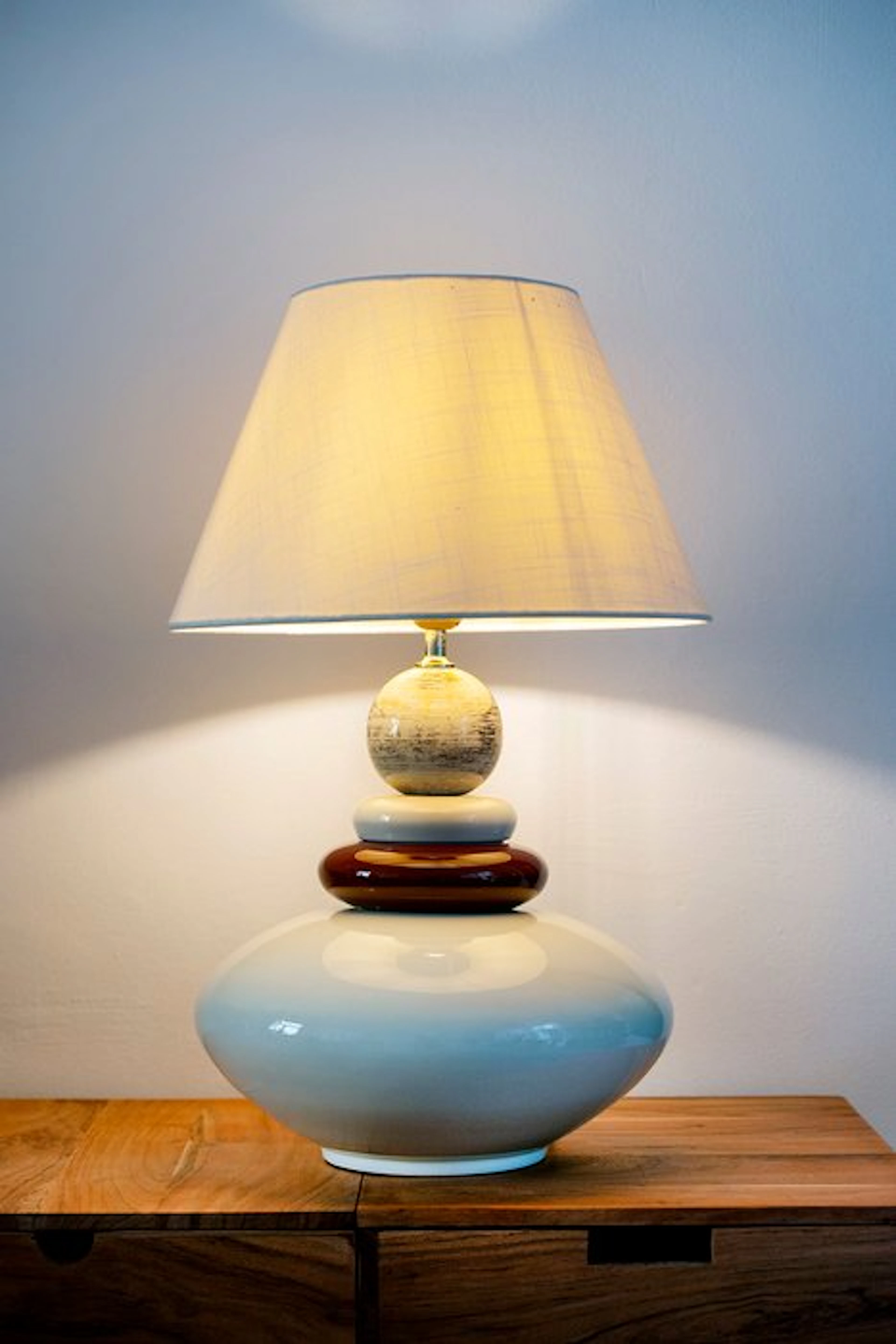 Koralcoa - Table lamp - Glazed ceramics - Stacked 'Totem' design