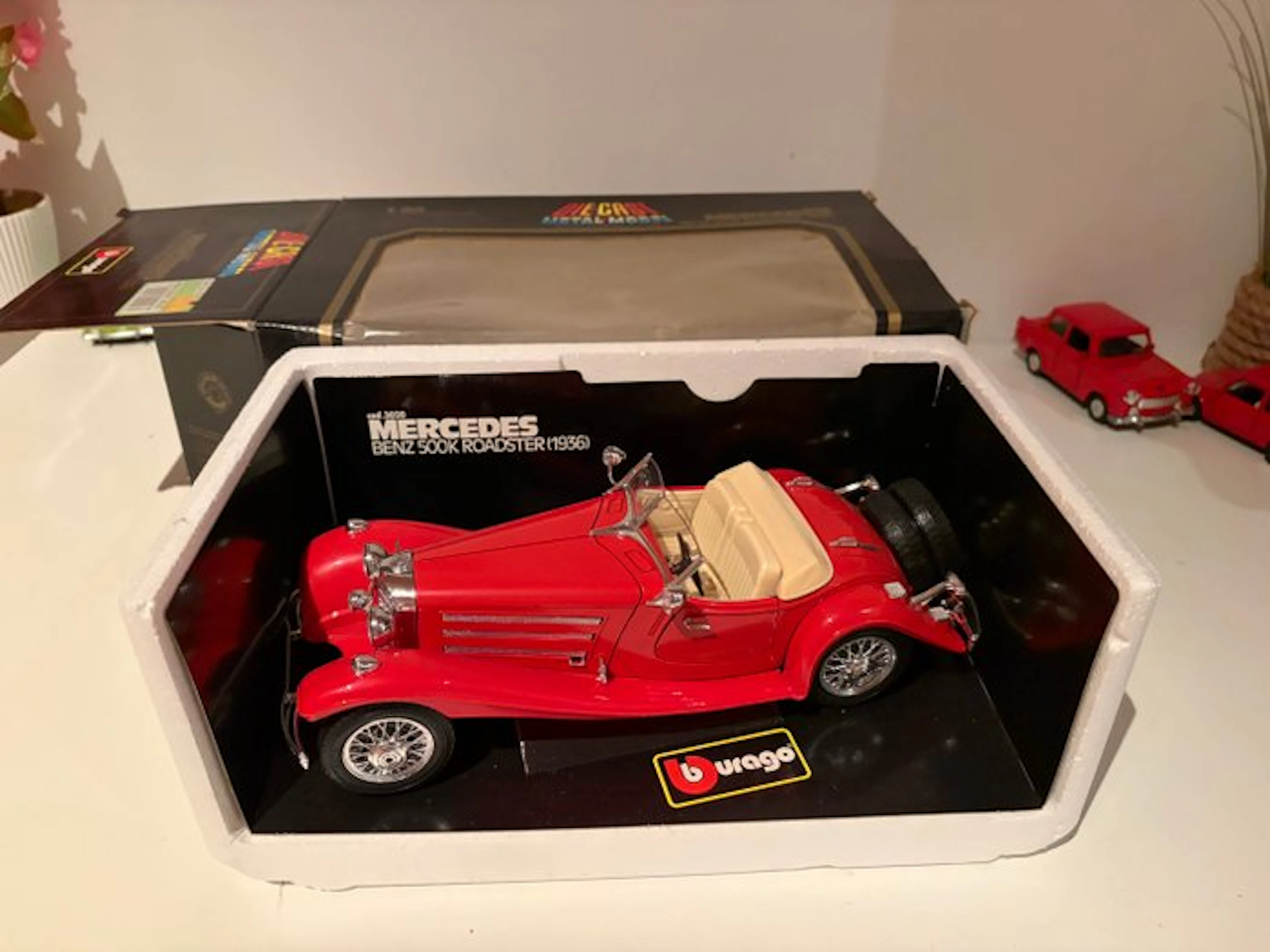 Bburago 1:18 - Model car - Mercedes Benz 500k Roadster