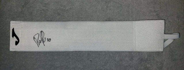 Atalanta - Italian Football League - Papu Gomez - 2020 - Captain's armband