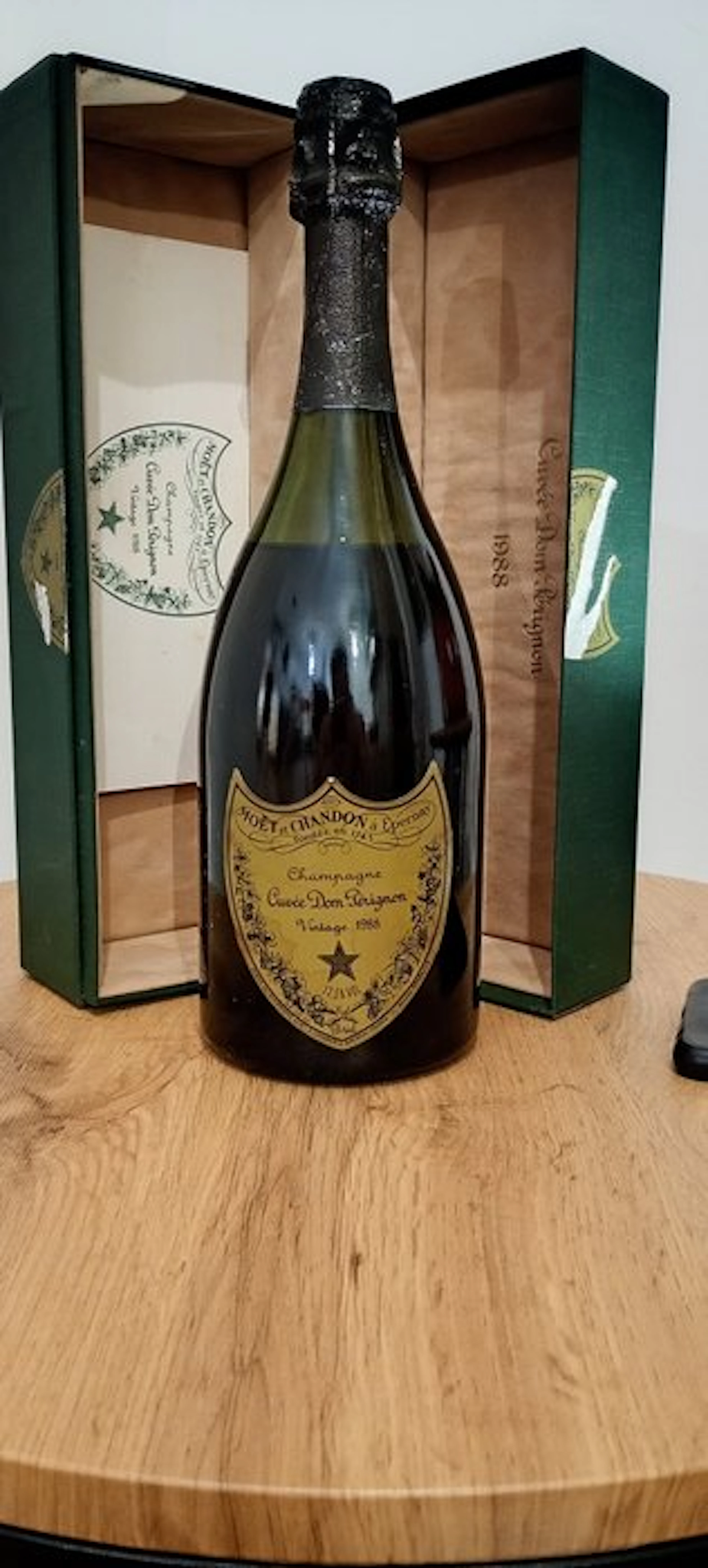 1988 Dom Pérignon - Champagne Brut - 1 Bottle (0.75L)