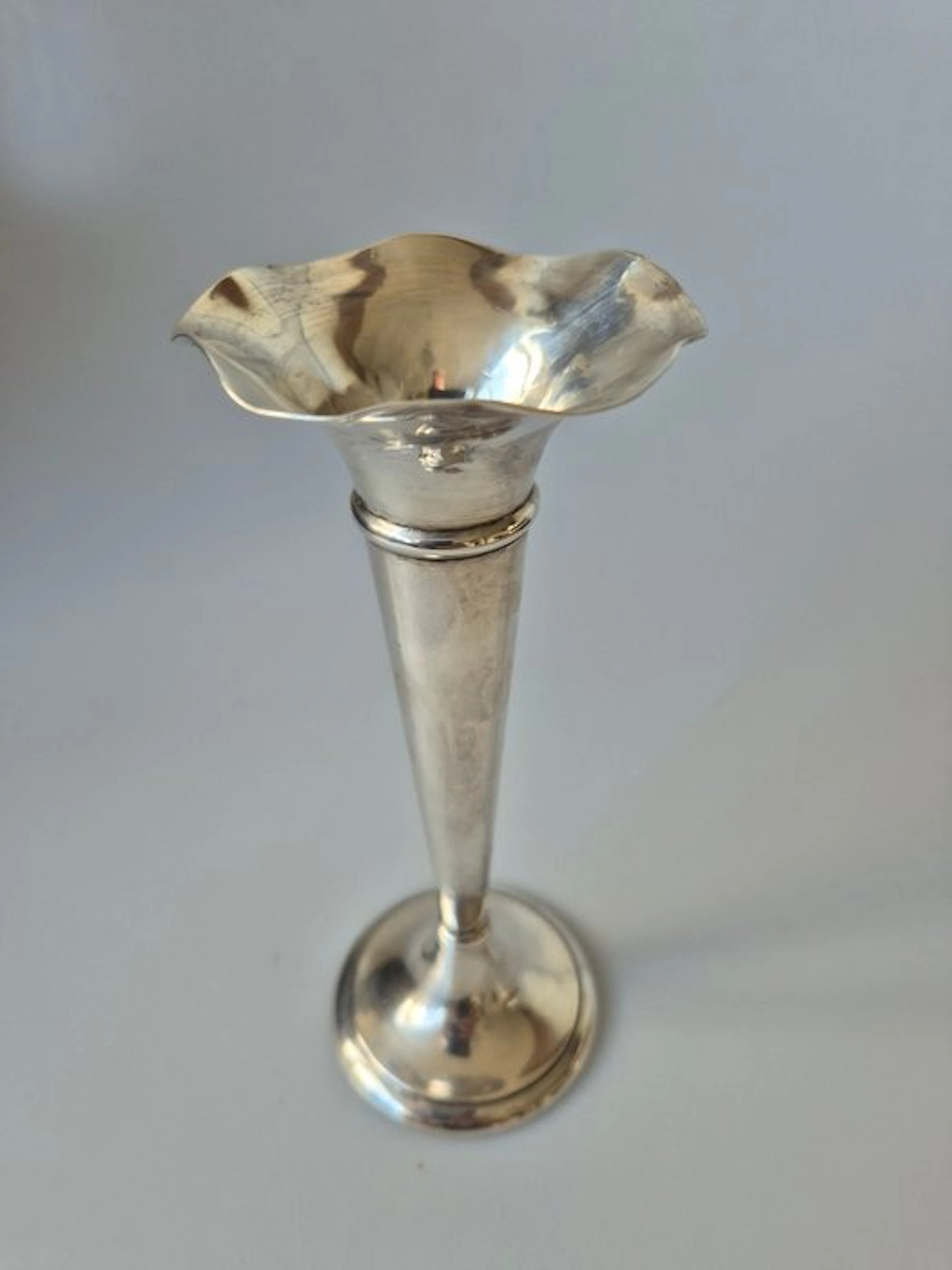 Wilkens & Söhne - Vase - 5216 - .830 silver - Trumpet vase, Art Deco