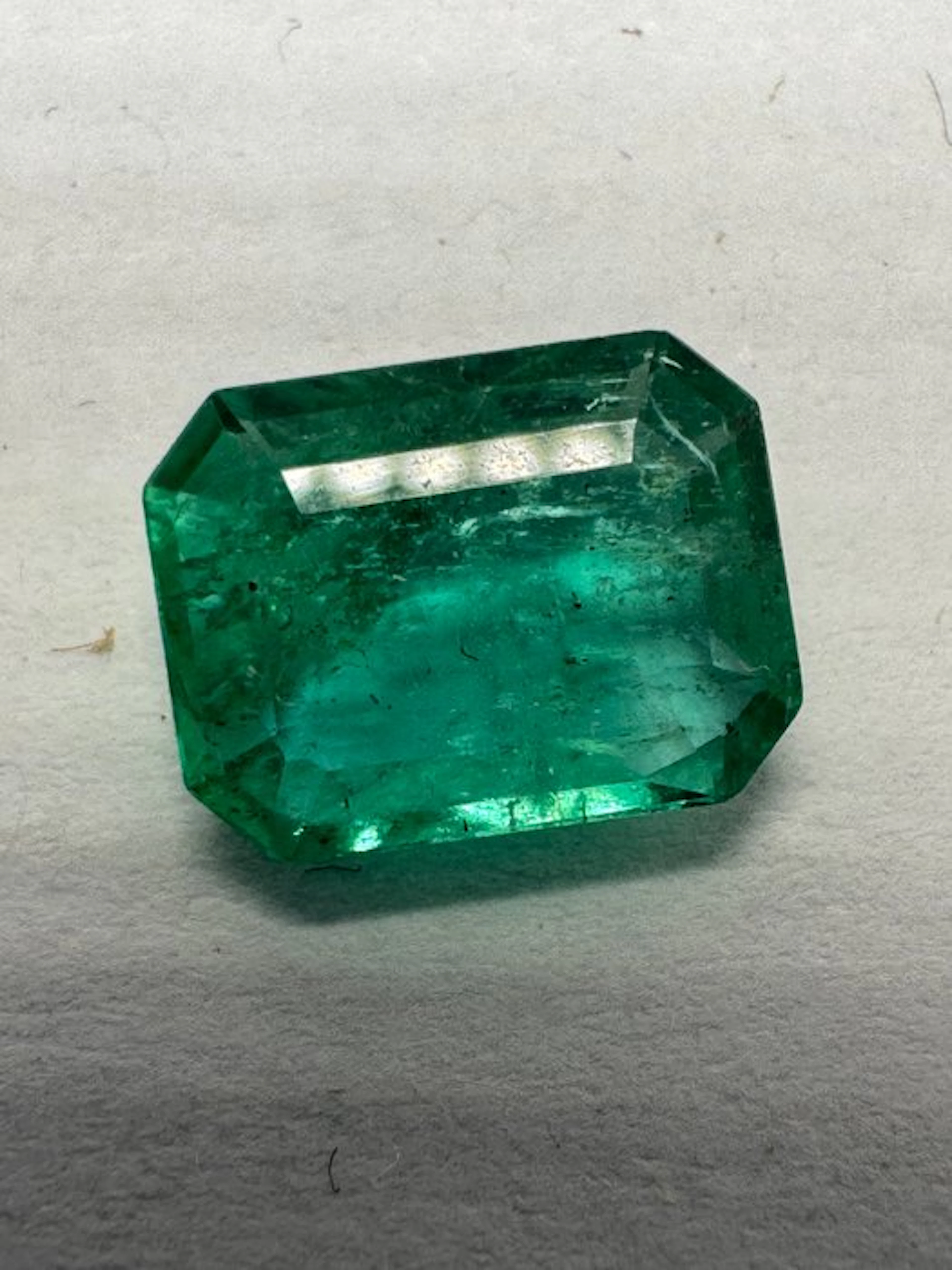 1 pcs Green Emerald - 1.73 ct - International Gemological Institute (IGI)