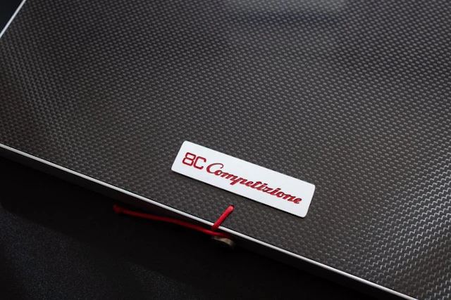 Brochure - Alfa Romeo - 8C Competizione VIP Customer...