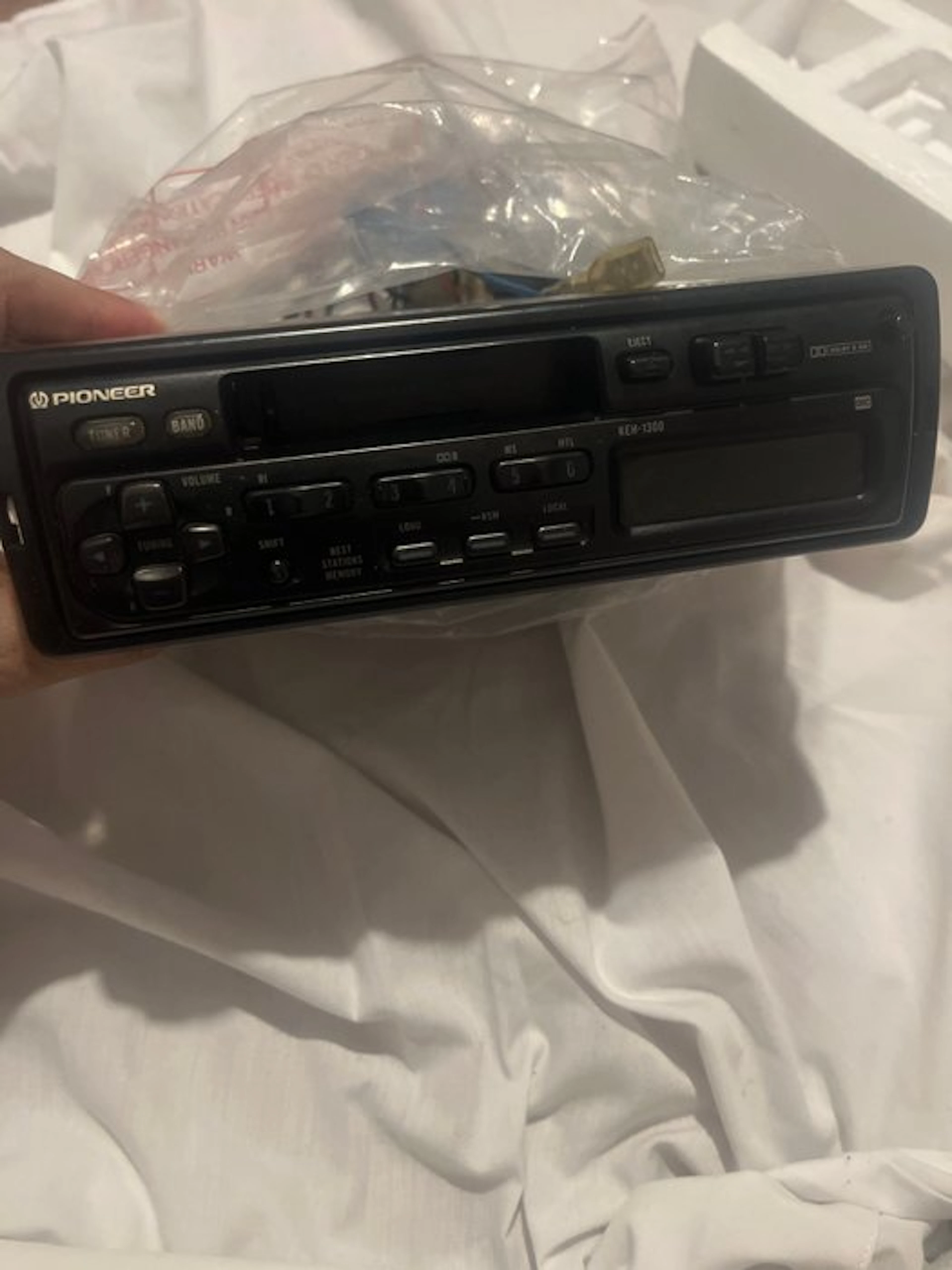 Pioneer - KEH-1300 Cassette recorder-player