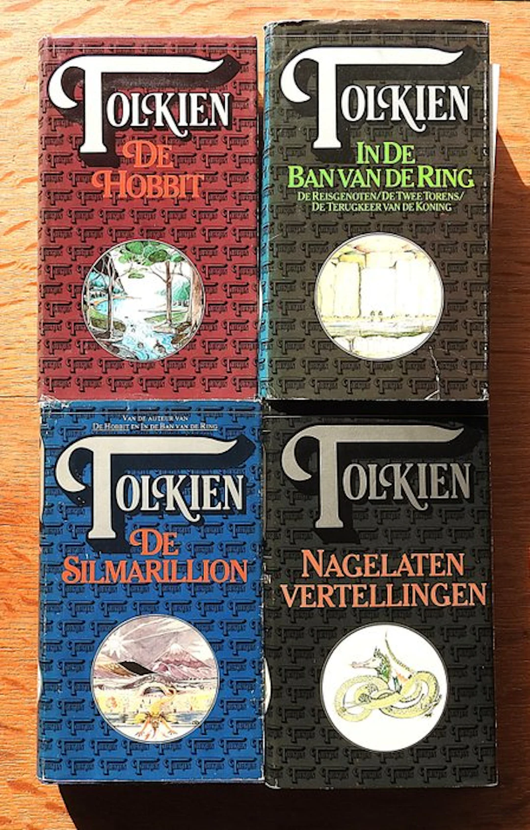 J.R.R. Tolkien - Tolkien collectie: De Hobbit; In de Ban...
